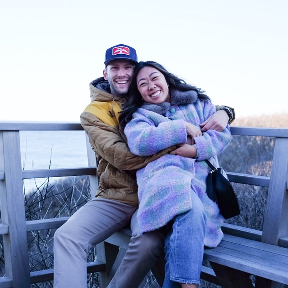 Meet your Posher, Jennifer! 🤘🏻 - Picture 3 of 8